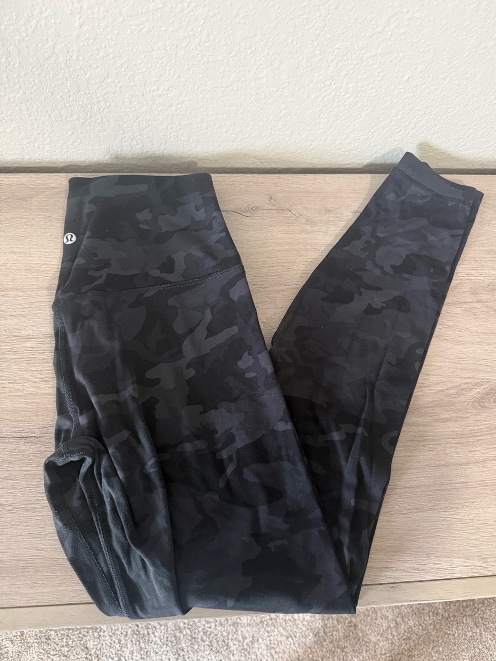 Lululemon Black Camo Women’s Leggings